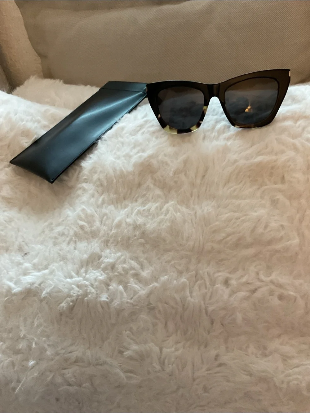 Saint Lauren tortoise shell  Classic Black Cat-Eye Women's Sunglasses - Picture 5 of 16